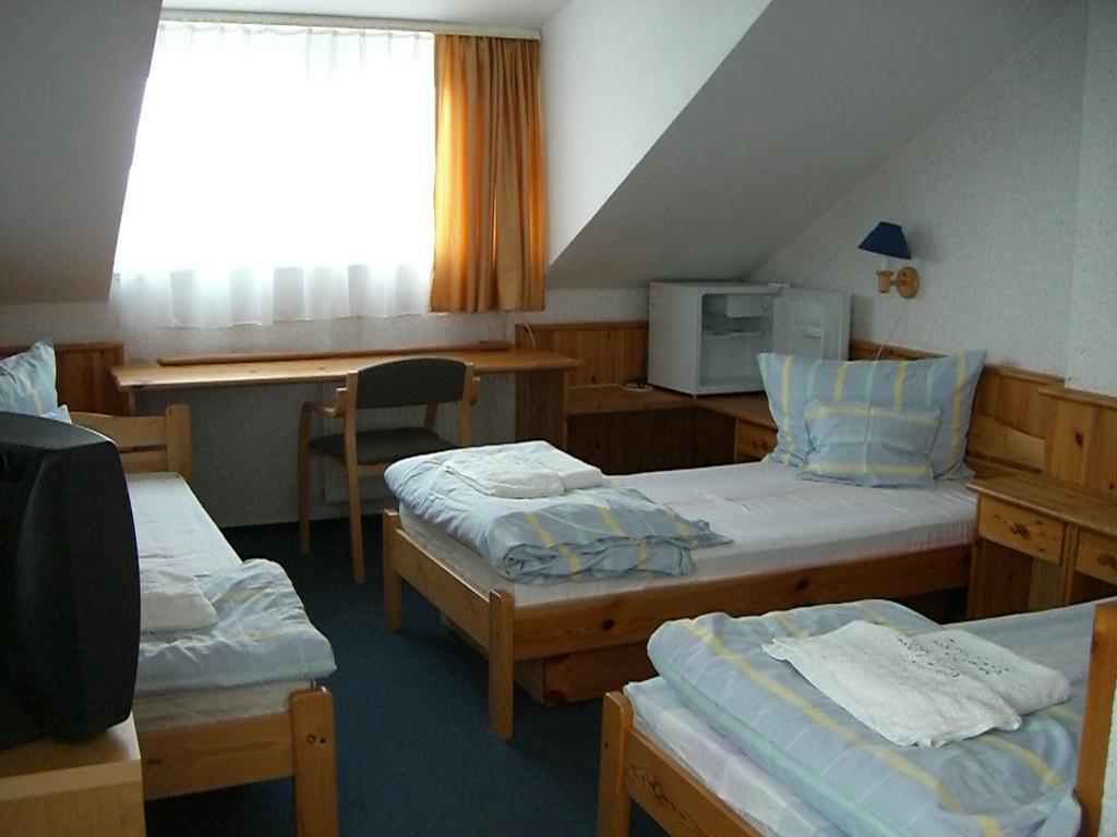 Hotel Napfürdő Vendégház à Mezőkövesd Extérieur photo