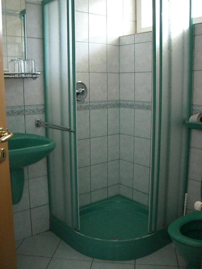 Hotel Napfürdő Vendégház à Mezőkövesd Chambre photo